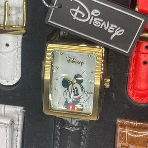 Disney Mickey Mouse watch with extra leather bands